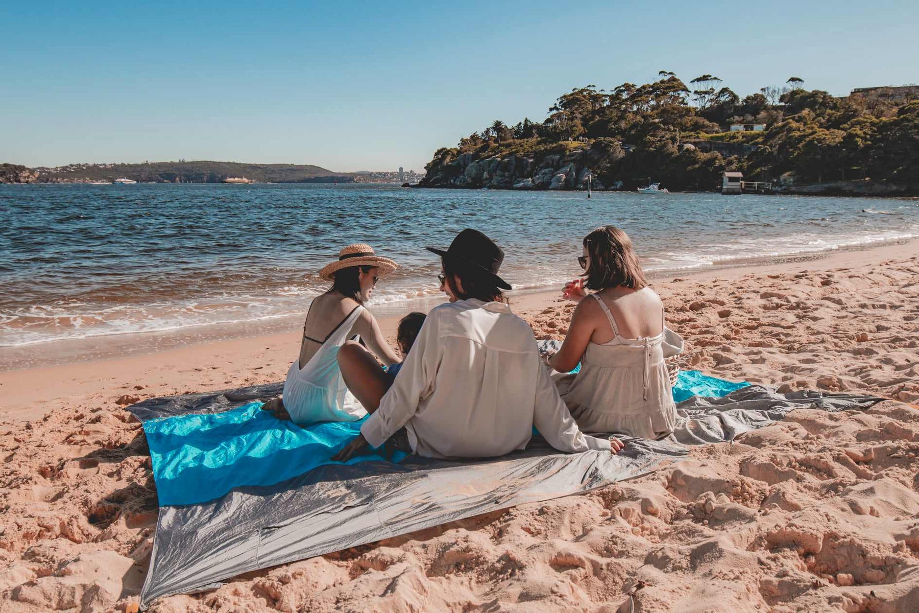 Beach Essentials: What to pack for a day at the beach?