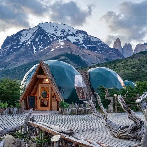 what is glamping