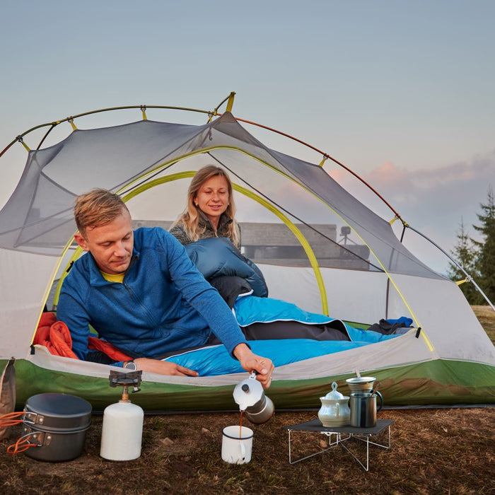 7 Camping Essentials for Beginners: Your 2025 Gear Guide
