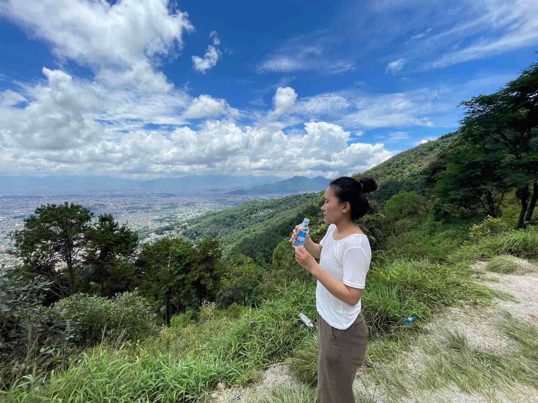 How to prevent dehydration while hiking?