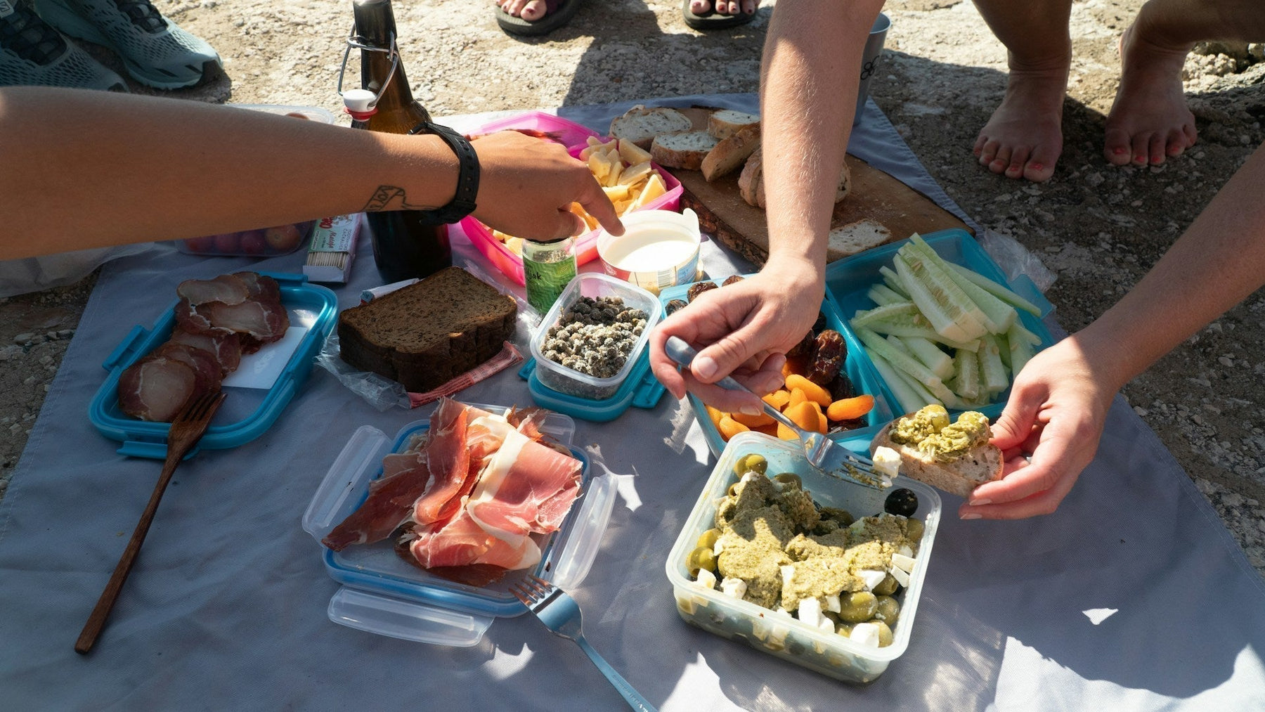How to Store Food While Camping