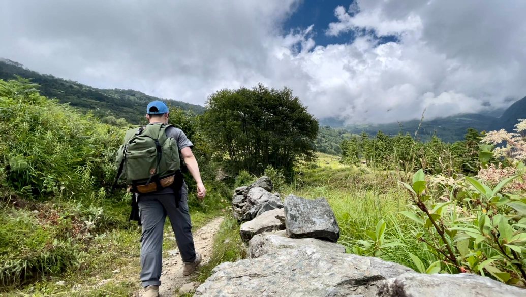 Summer Hiking Tips: How to stay cool while hiking?