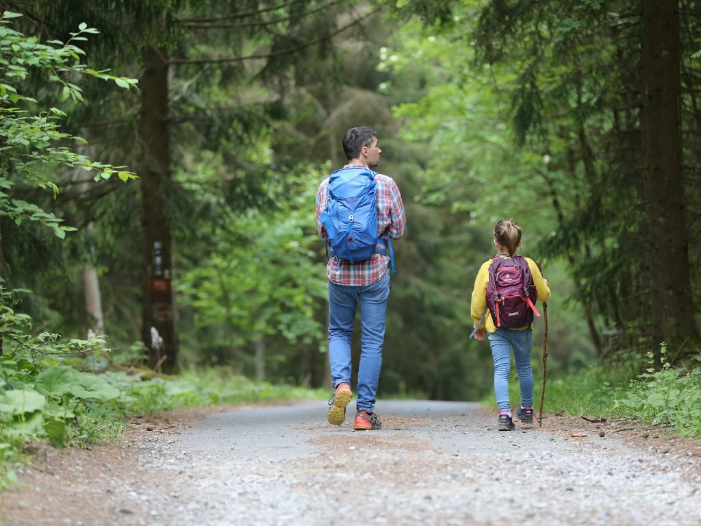 Top 10 Tips For Backpacking With Kids